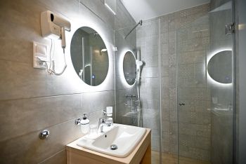 /data/images/0277/13863.jpg